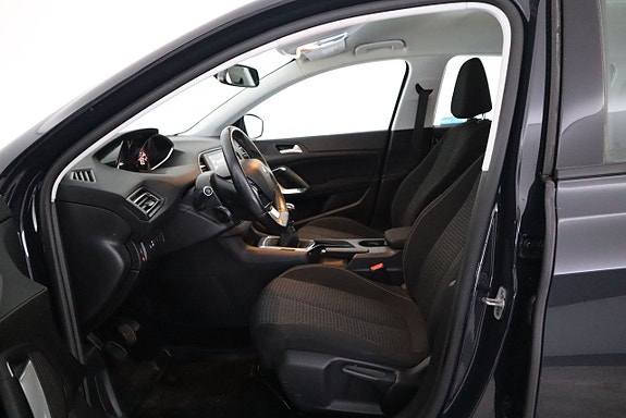 Peugeot 308 11 of 19