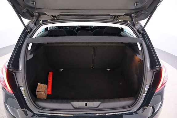 Peugeot 308 19 of 19