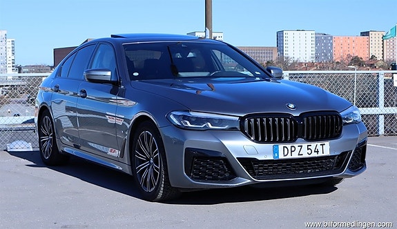 BMW 520 2 of 5