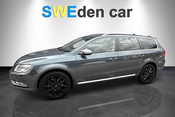 Volkswagen Passat Alltrack 2 of 5