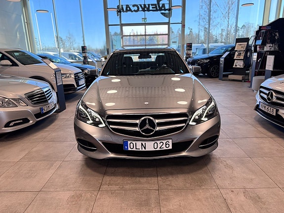 Mercedes-Benz E250 2 of 5