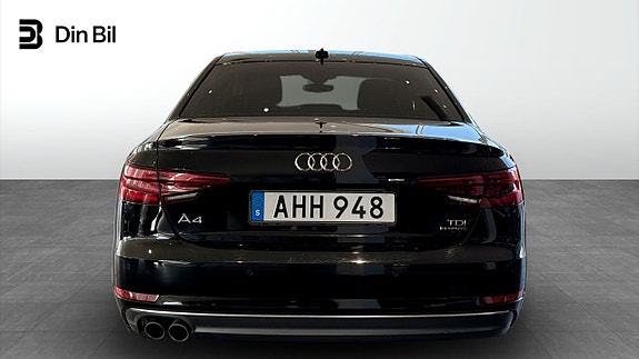 Audi A4 5 of 5