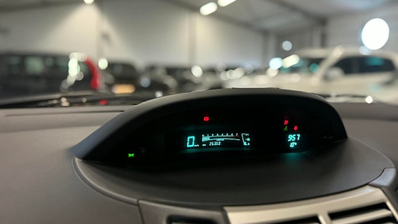 Toyota Yaris 9 of 14