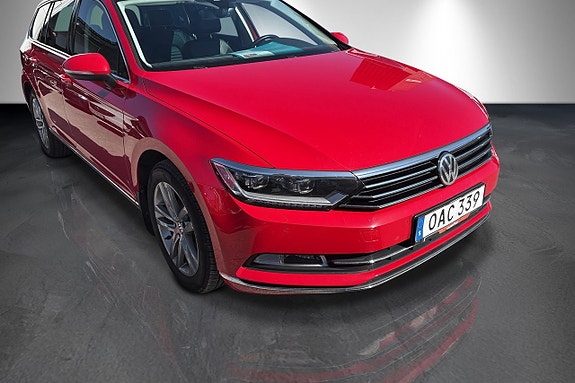 Volkswagen Passat 8 of 17
