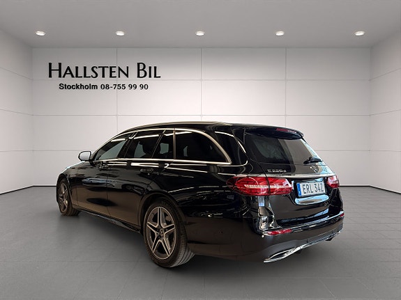 Mercedes-Benz E220 7 of 26