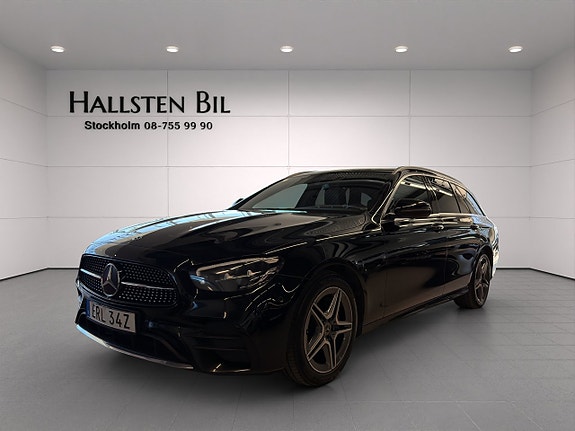 Mercedes-Benz E220 2 of 5