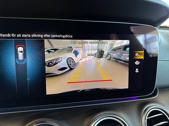 Mercedes-Benz E220 20 of 26