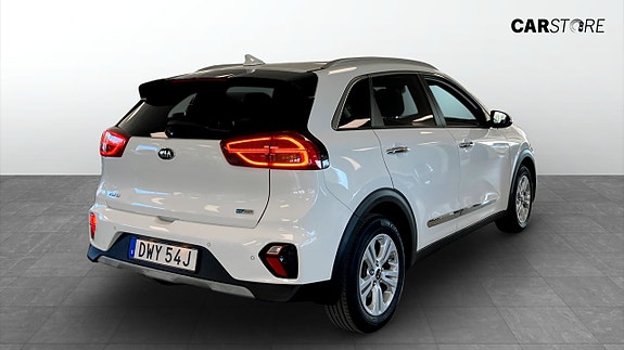 Kia Niro 2 of 26