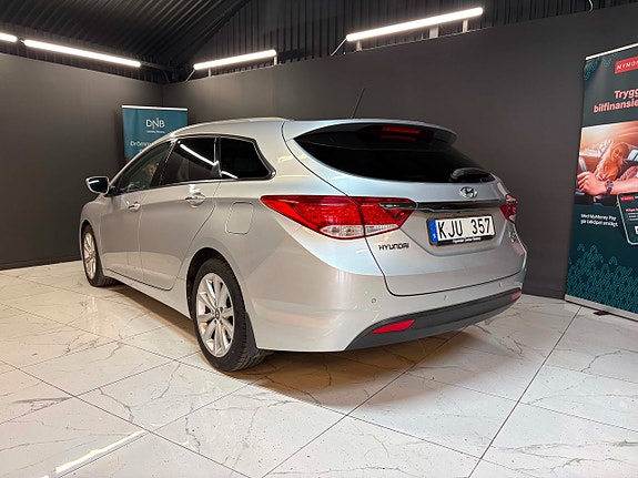 Hyundai i40 4 of 16