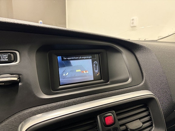 Volvo V40 10 of 11