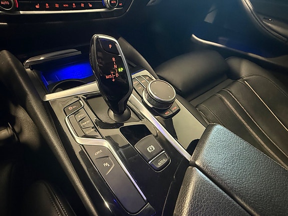 BMW 530e 13 of 28