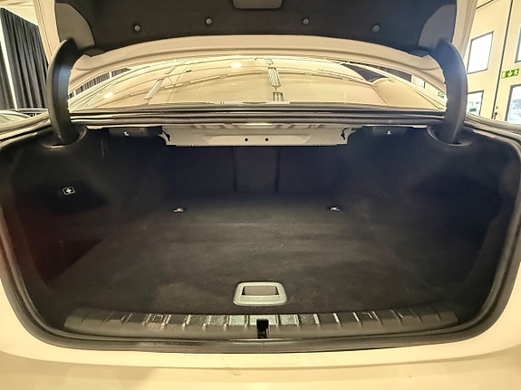 BMW 530e 19 of 28