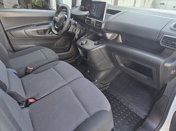 Peugeot Partner 14 of 23