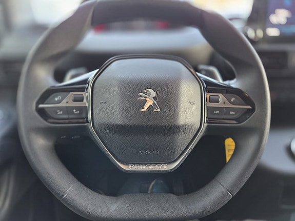 Peugeot Partner 16 of 23
