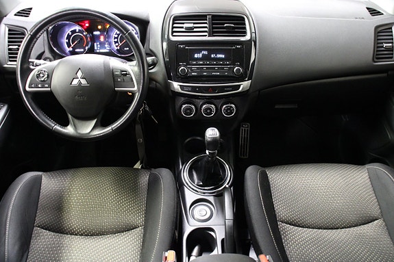 Mitsubishi ASX 8 of 14