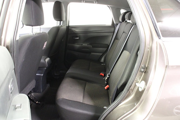 Mitsubishi ASX 7 of 14