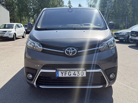 Toyota Proace 2 of 5