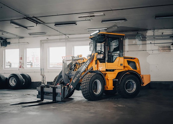 Multiloader L30T Hjullastare  För omgående leverans