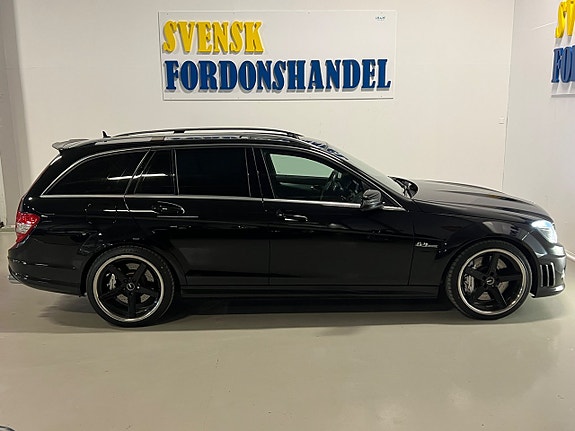 Mercedes-Benz C63 18 of 18