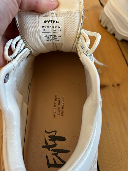 Product image 8 of 9