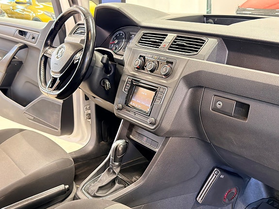 Volkswagen Caddy 10 of 18