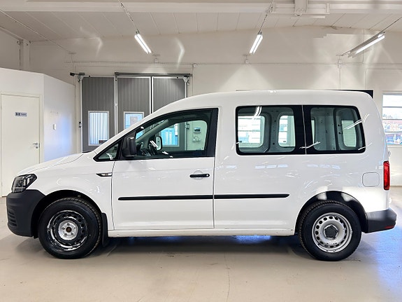 Volkswagen Caddy 3 of 5