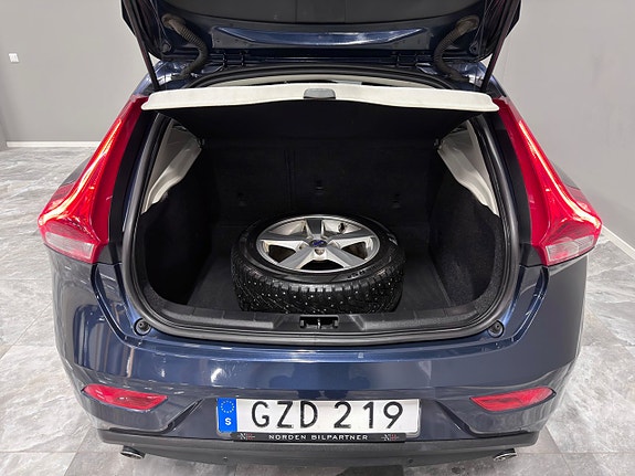 Volvo V40 26 of 26