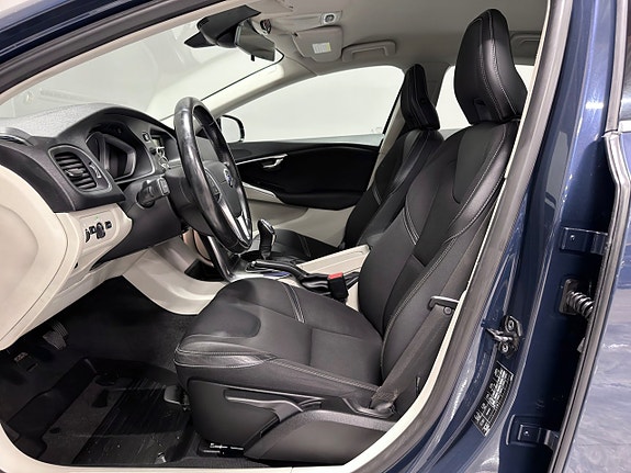 Volvo V40 13 of 26