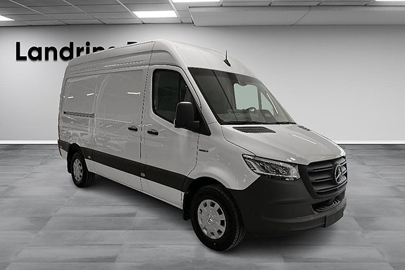 Mercedes-Benz eSprinter 314 3 of 14