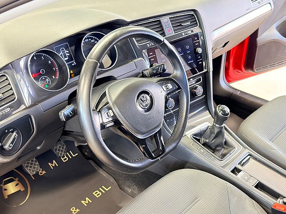 Volkswagen Golf VII 12 of 18