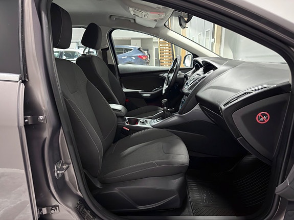 Ford Focus 21 of 24