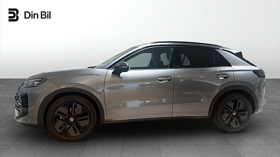 Volkswagen T-Roc 2 of 13
