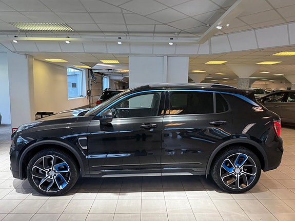 Lynk & Co 01 2 of 12