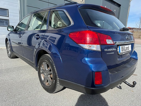 Subaru Outback 4 of 5