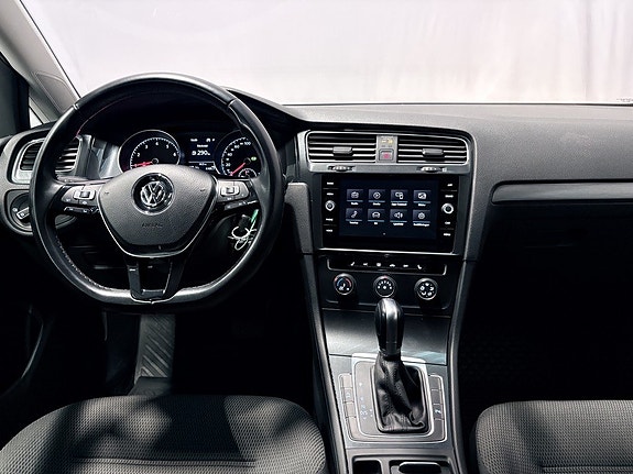 Volkswagen Golf I 13 of 24