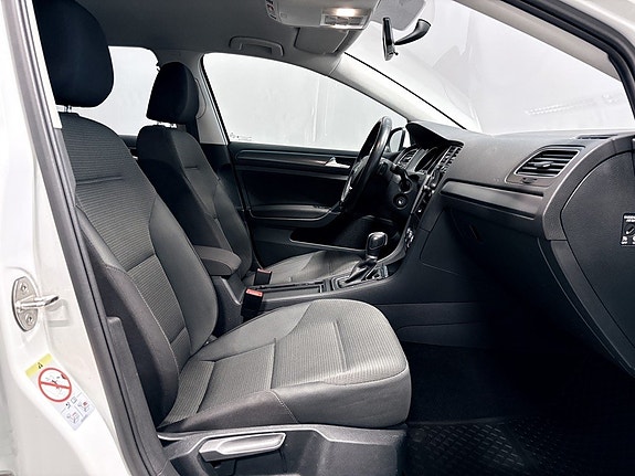 Volkswagen Golf I 21 of 24