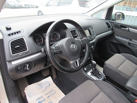 Volkswagen Sharan 11 of 16