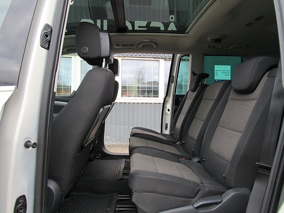Volkswagen Sharan 13 of 16