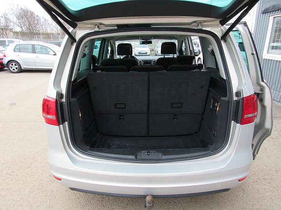 Volkswagen Sharan 7 of 16