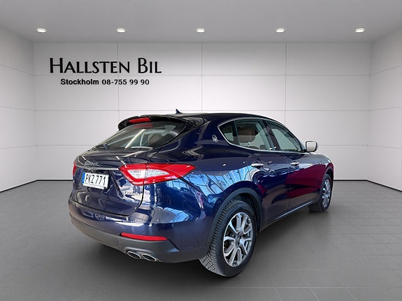 Maserati Levante 5 of 5