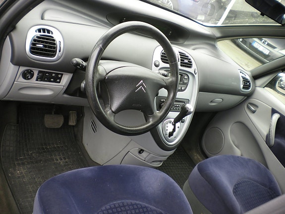 Citroen Xsara Picasso 7 of 11