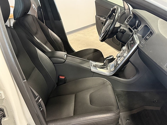Volvo V60 8 of 10
