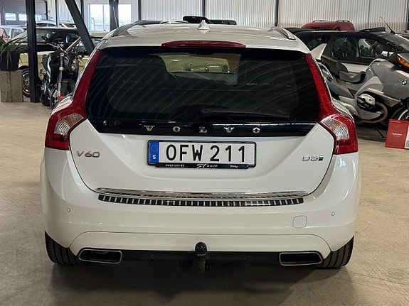 Volvo V60 4 of 10
