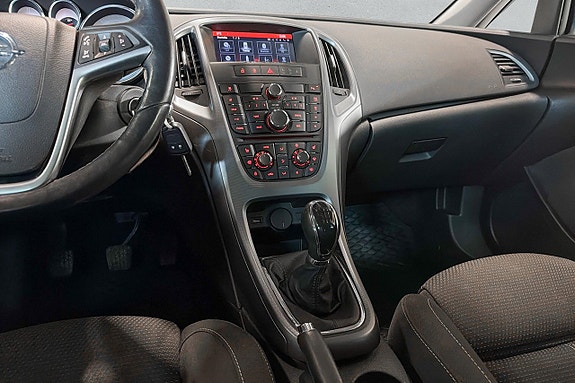 Opel Astra 11 of 17