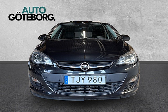 Opel Astra 8 of 17