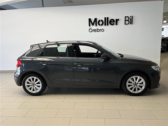 Audi A1 3 of 5