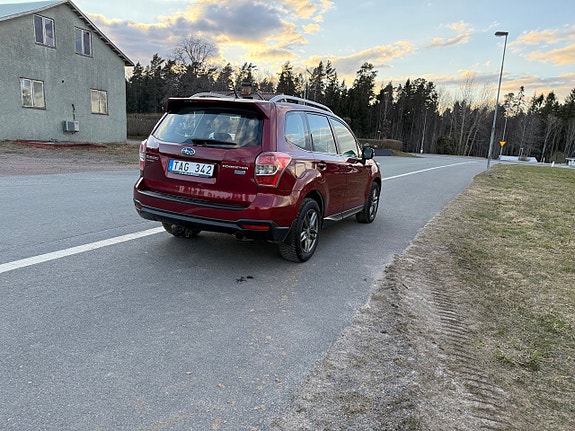Subaru Forester 4 of 5