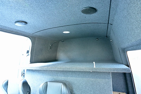 Mercedes-Benz Sprinter 319 12 of 19