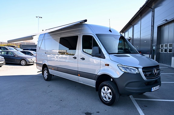 Mercedes-Benz Sprinter 319 2 of 5