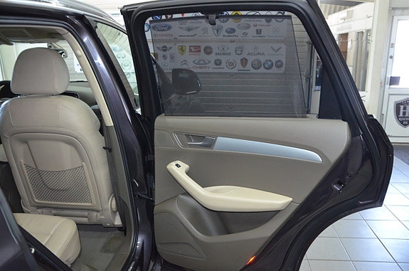 Audi Q5 12 of 16